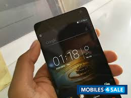 Silver Lenovo Vibe P1 Turbo