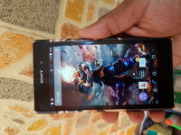 Black Sony Xperia Z1