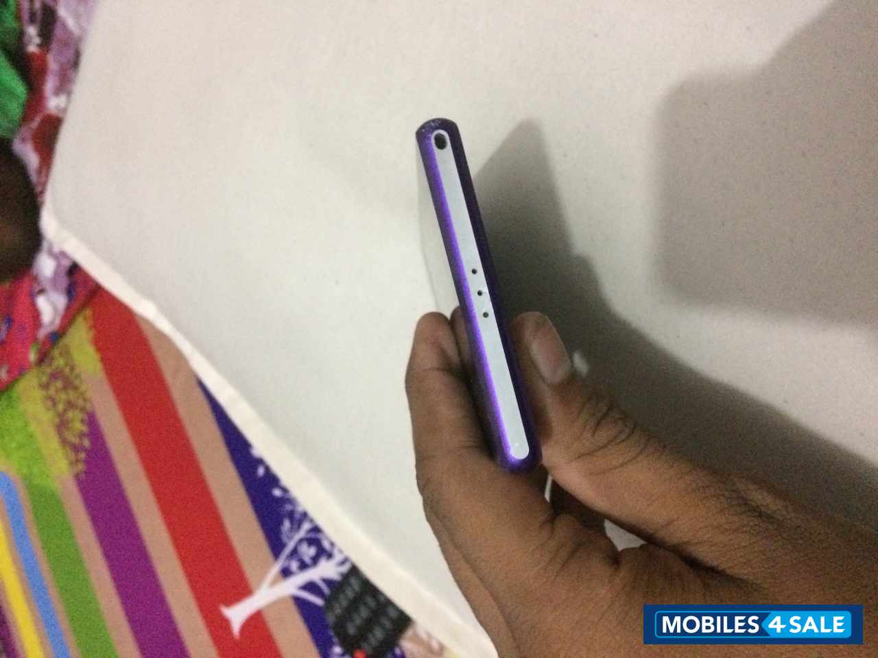 Black Sony Xperia Z2