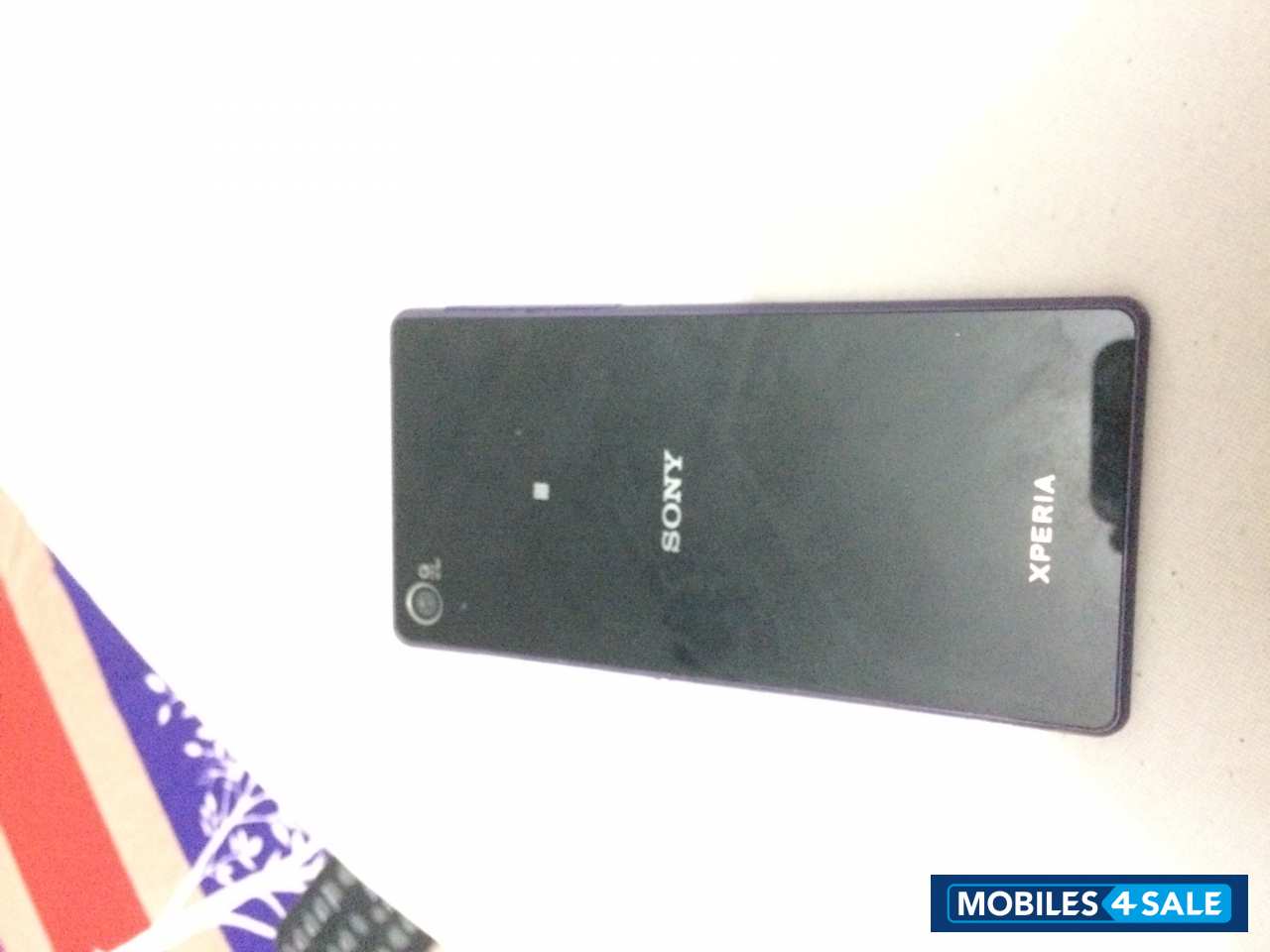 Black Sony Xperia Z2