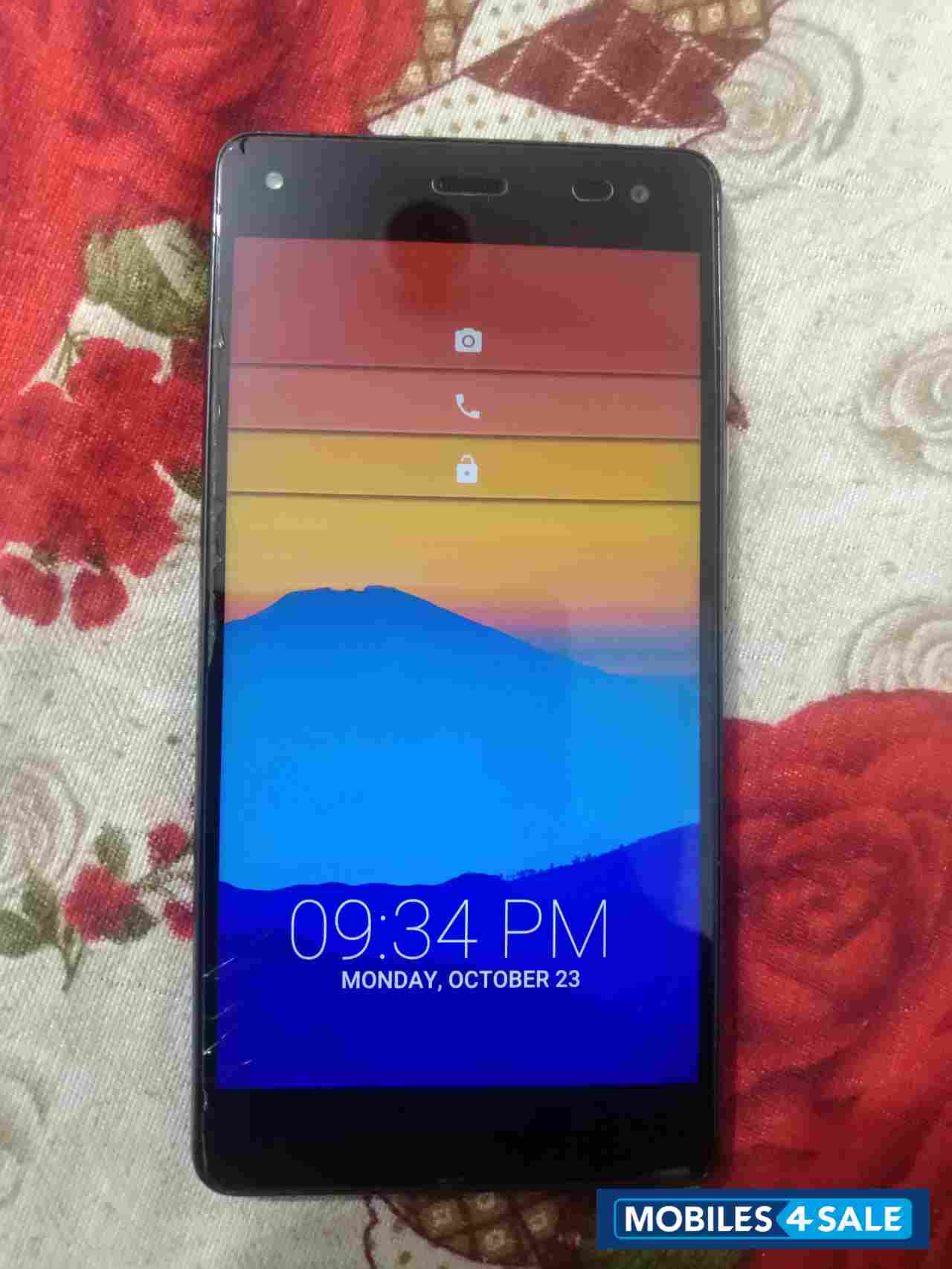 Black Xolo Black