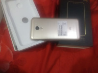 Golden Micromax Evok Note