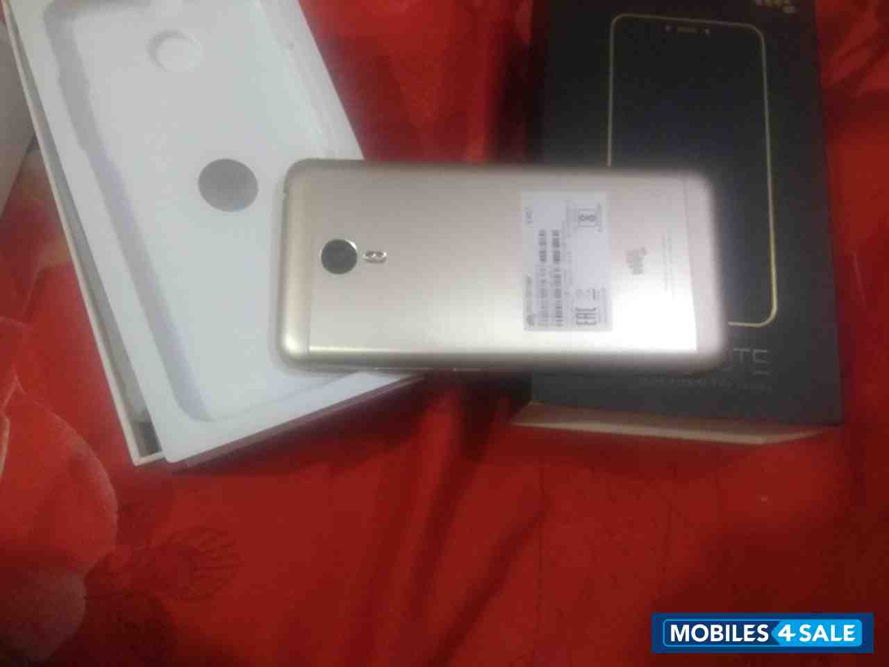Golden Micromax Evok Note