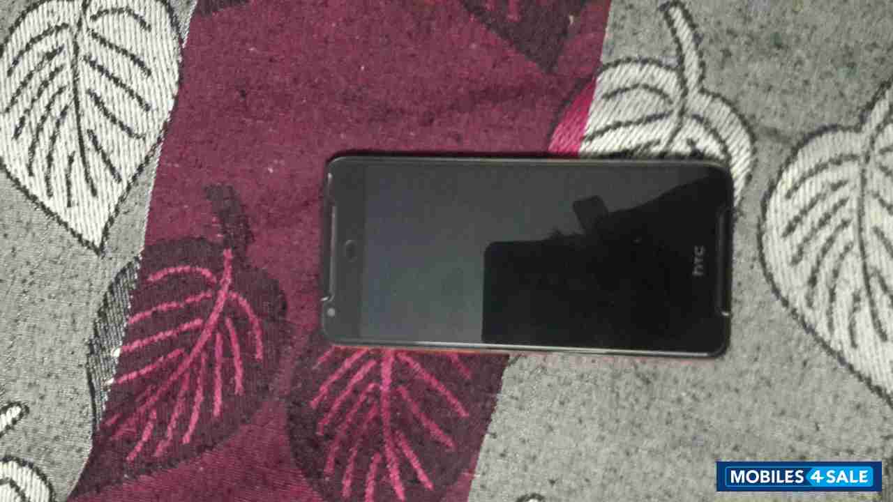 Black HTC Desire 628 Dual SIM