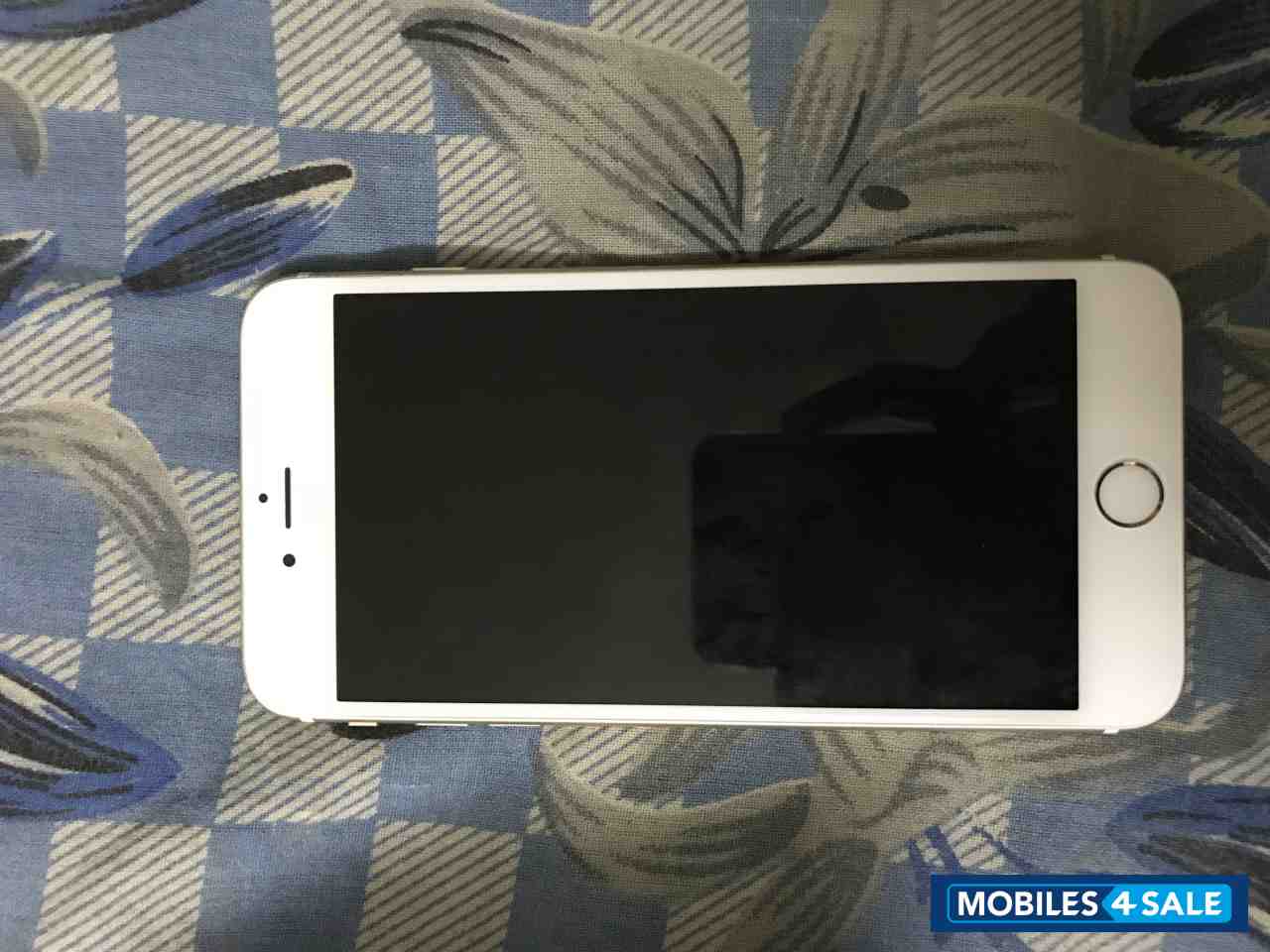 Gold Apple iPhone 6S Plus