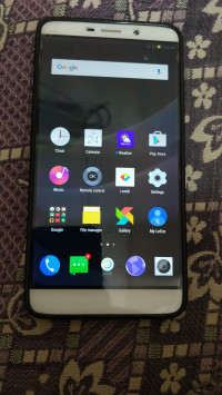 Silver LeEco Le Max