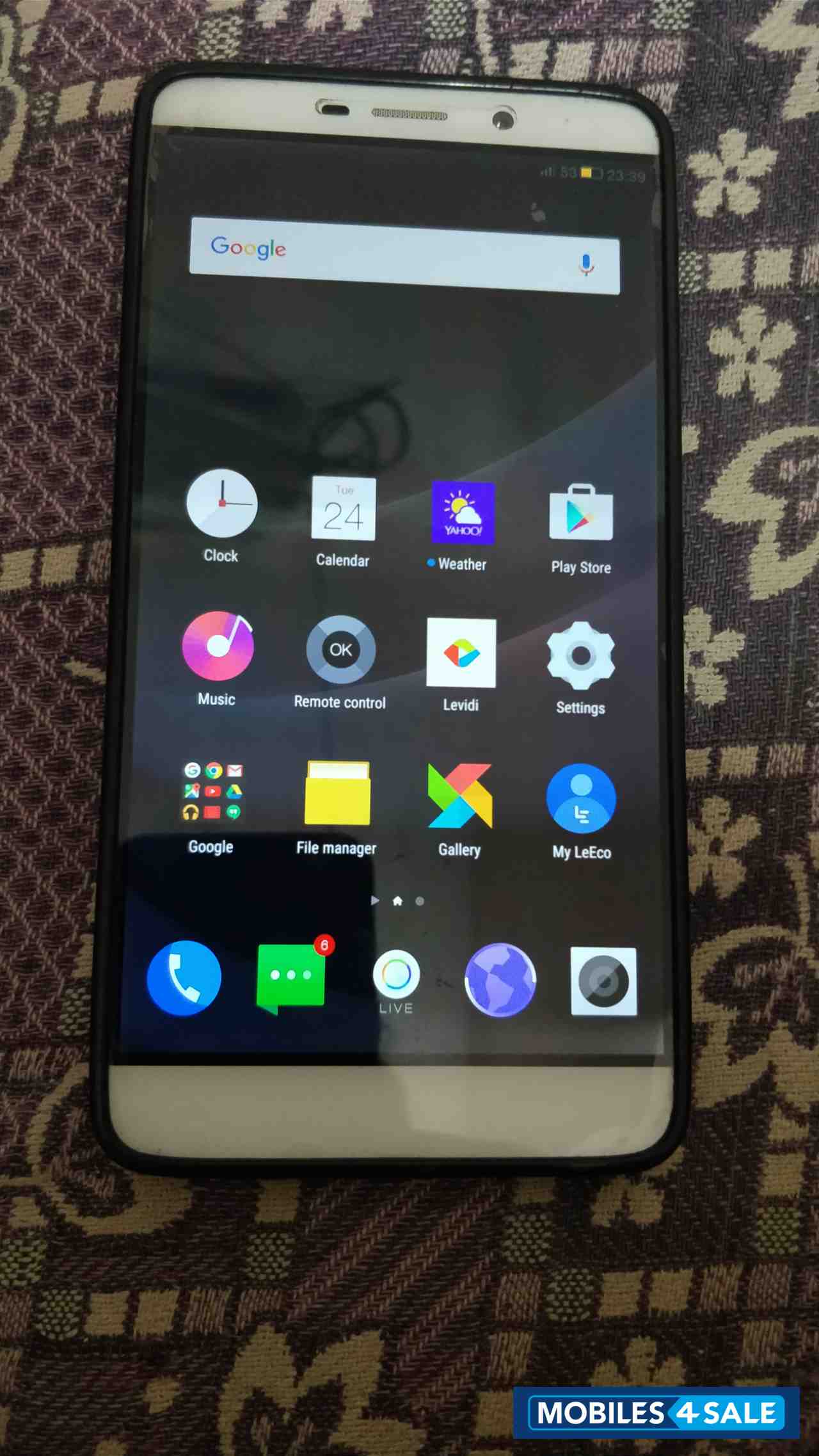 Silver LeEco Le Max