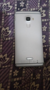 Silver LeEco Le Max