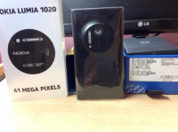 Black Nokia Lumia 1020