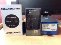 Black Nokia Lumia 1020
