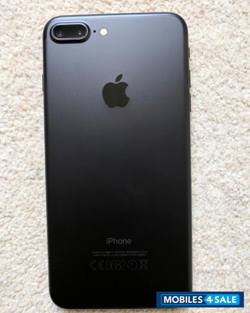 Matte Black Apple iPhone 7 Plus