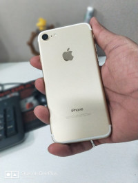 Gold Apple iPhone 7