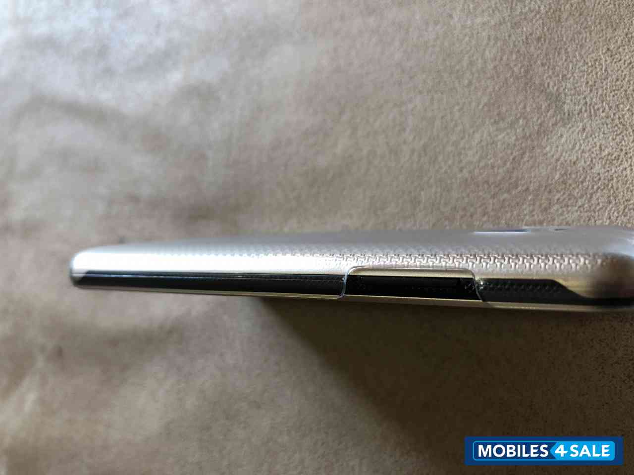 Champagne Intex Aqua Pro 4G Champagne Intex Aqua Pro 4G