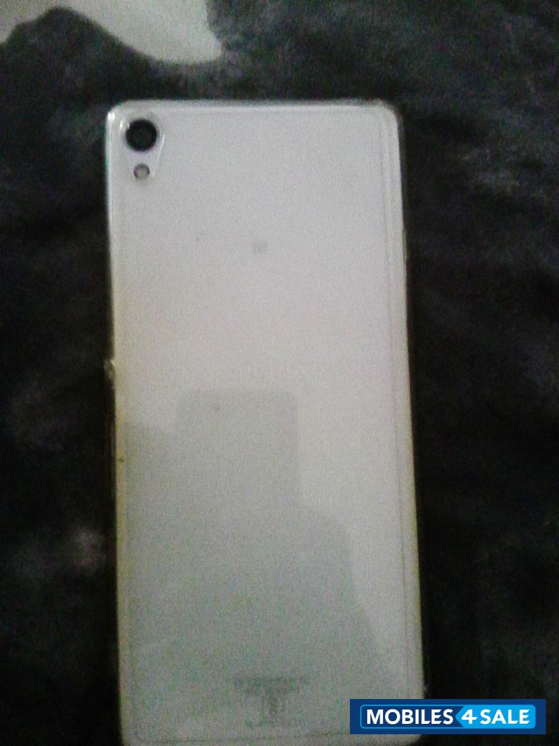 White Sony Xperia XA Dual