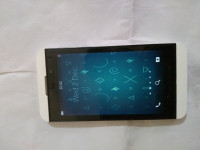 White BlackBerry Z10