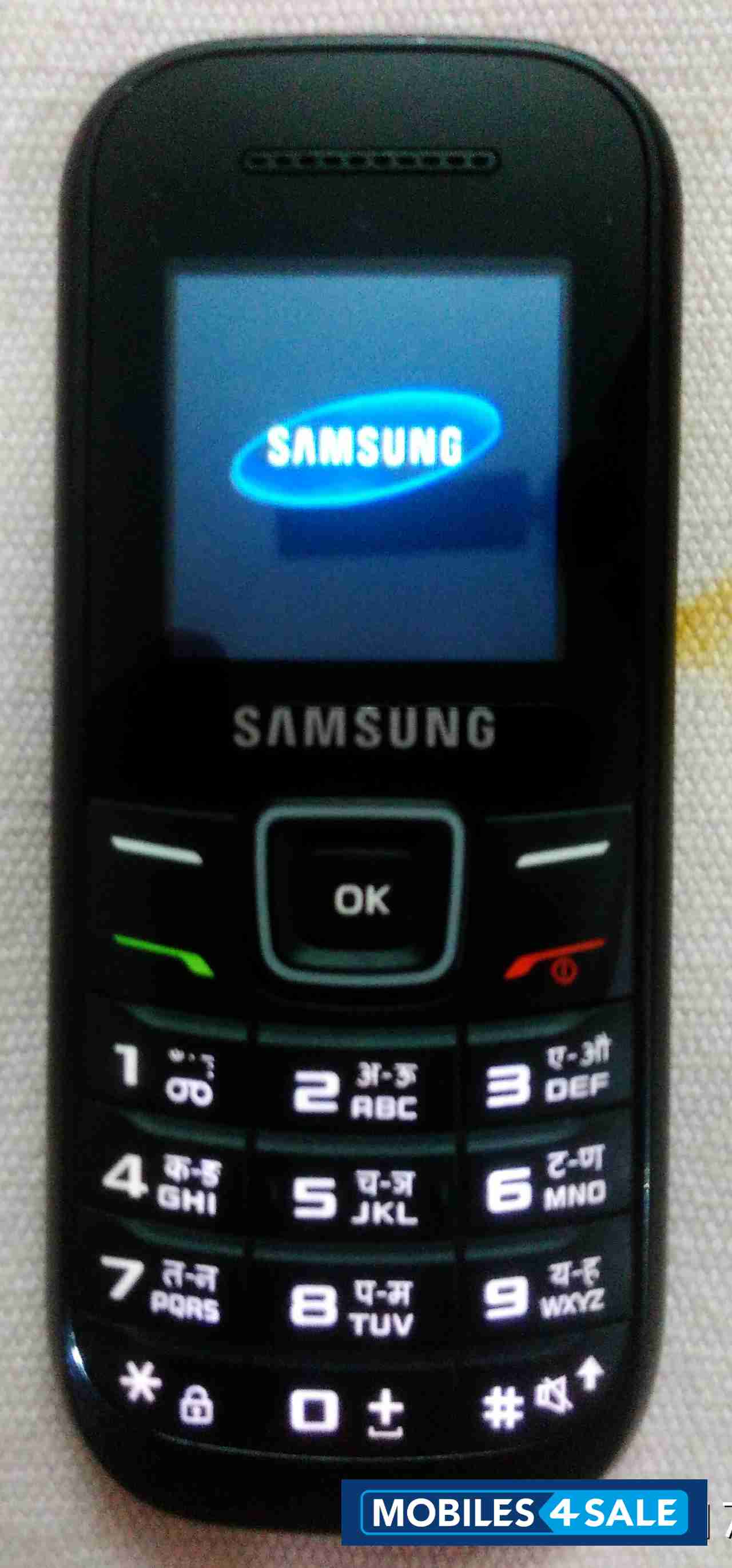 Black Samsung Guru E1200 Picture 2. Mobile ID 87132. Mobile located in