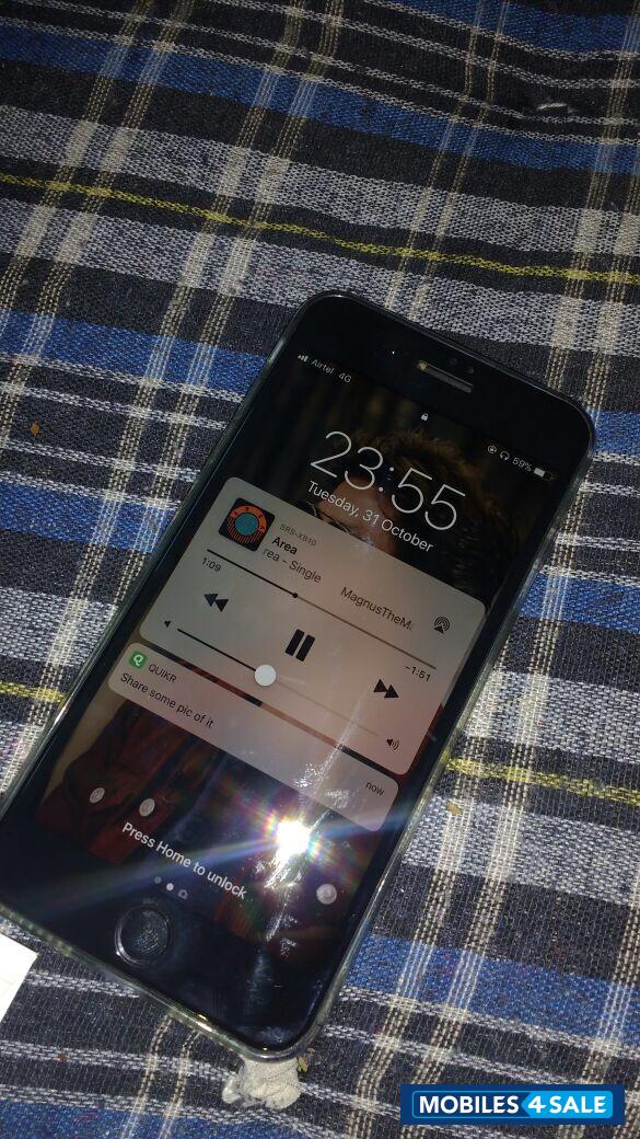 Matte Black Apple iPhone 7 Plus Matte Black Apple iPhone 7 Plus