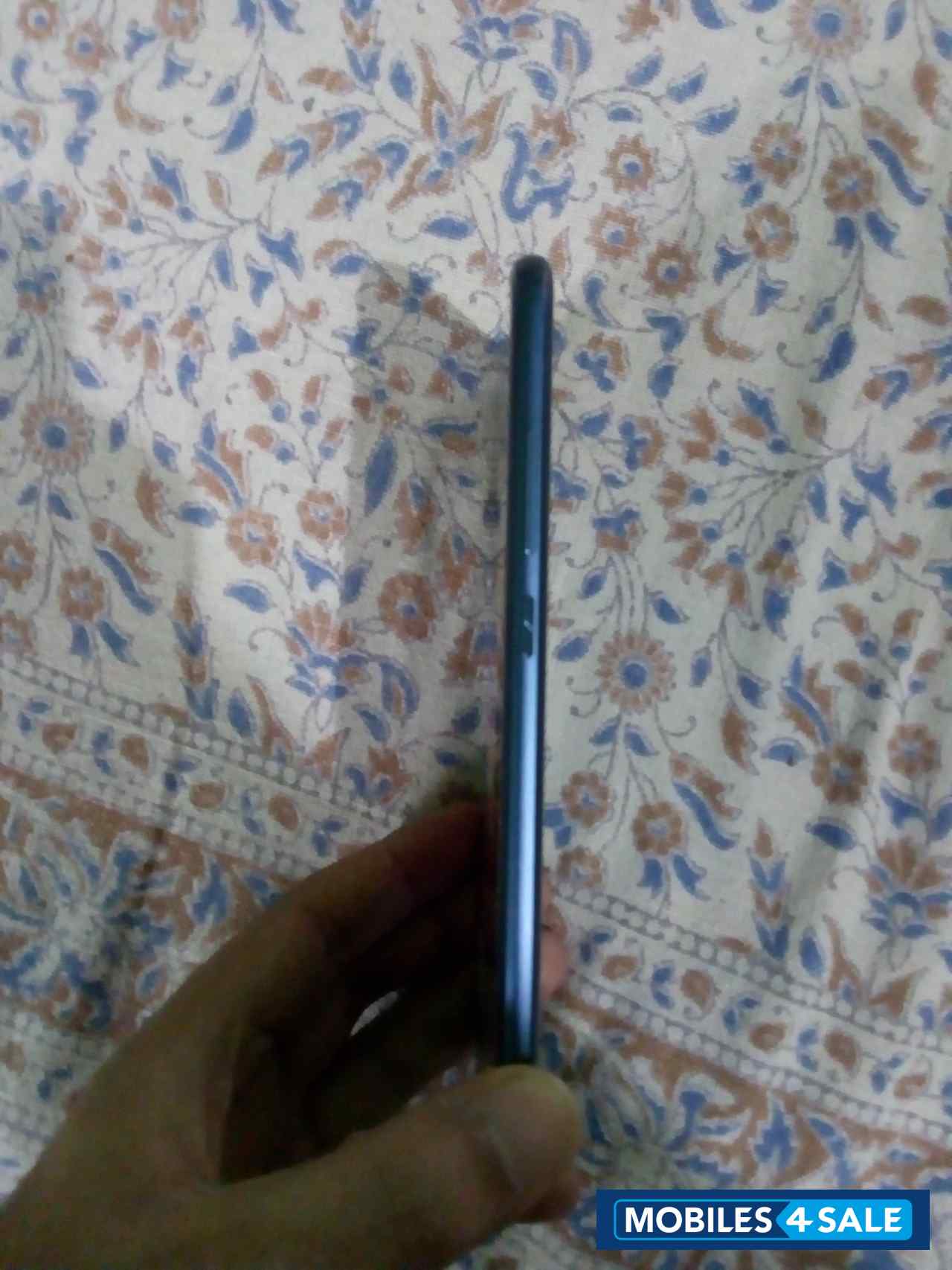 Blue Huawei Honor 8 Pro