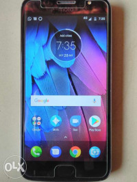 Lunar Grey Motorola Moto G5S