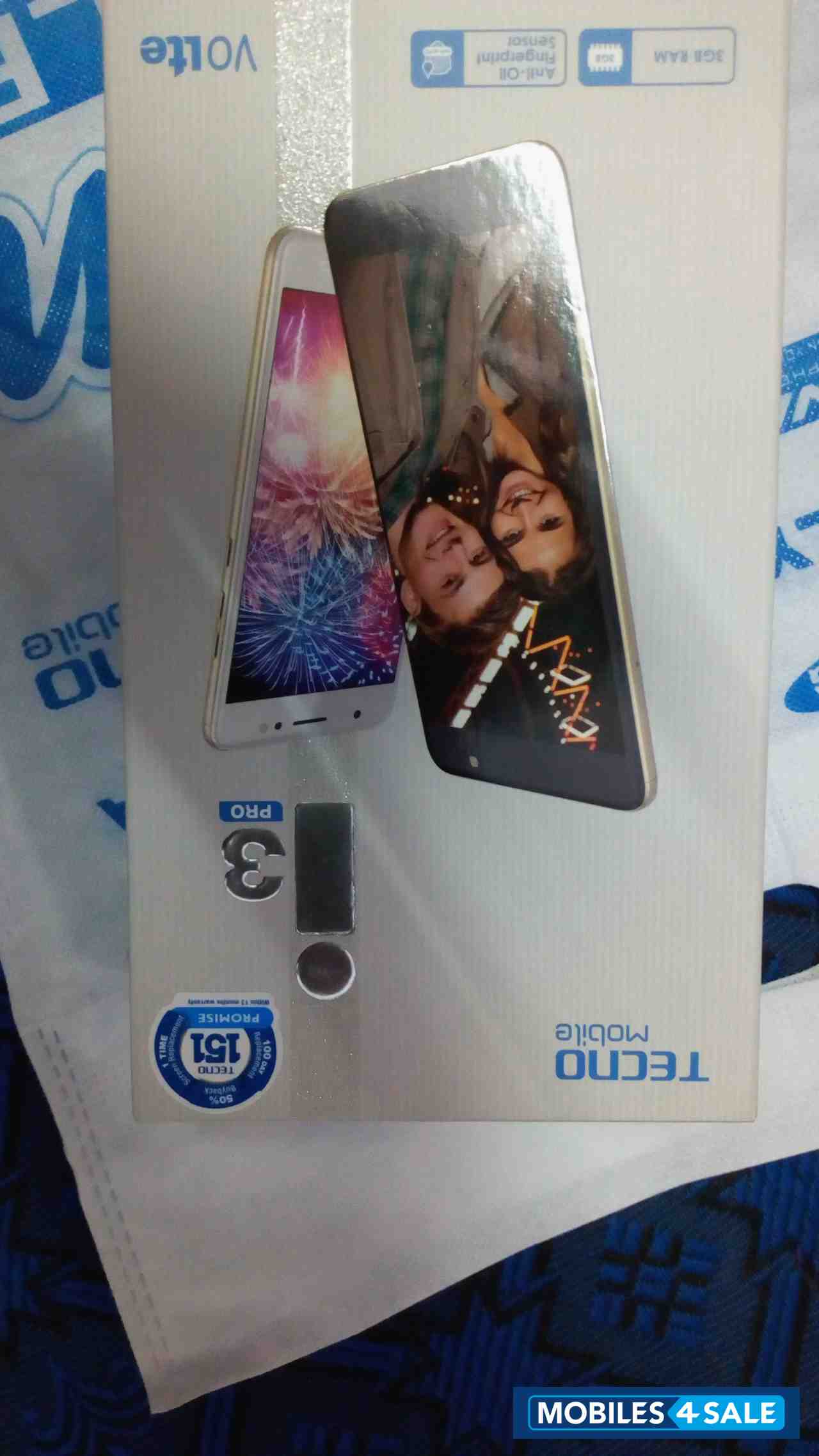 Front Is Black And Back Is Gol Tecno i3 Pro