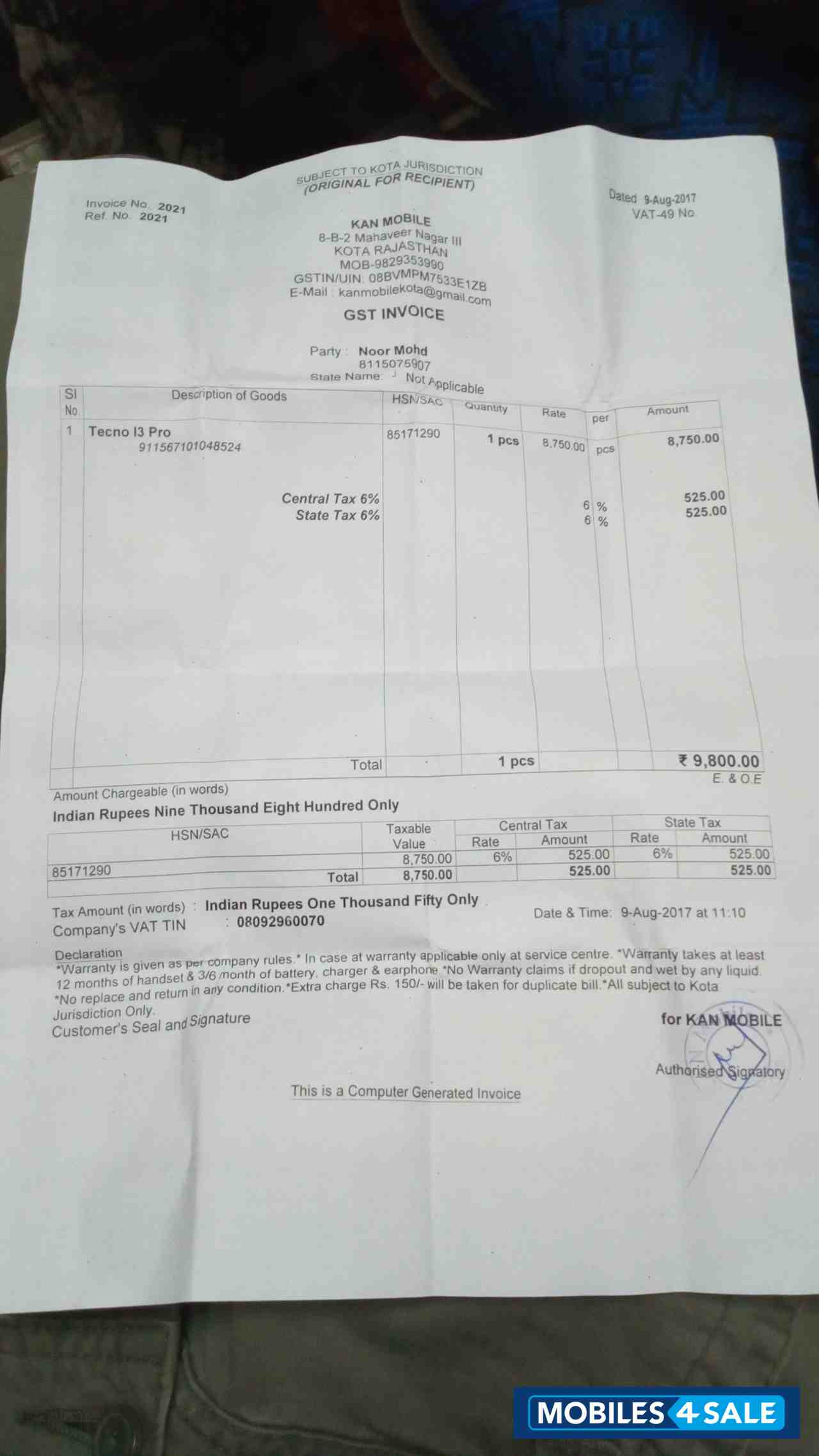 Front Is Black And Back Is Gol Tecno i3 Pro