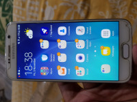 White Samsung Galaxy S6