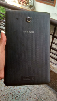 Black Samsung Galaxy Tab E 9.6