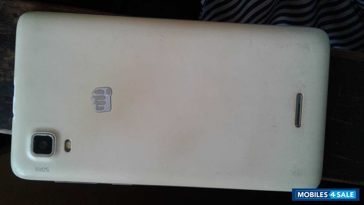 White Micromax Canvas Doodle 3 A102