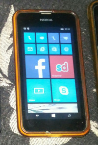 White Nokia Lumia 530