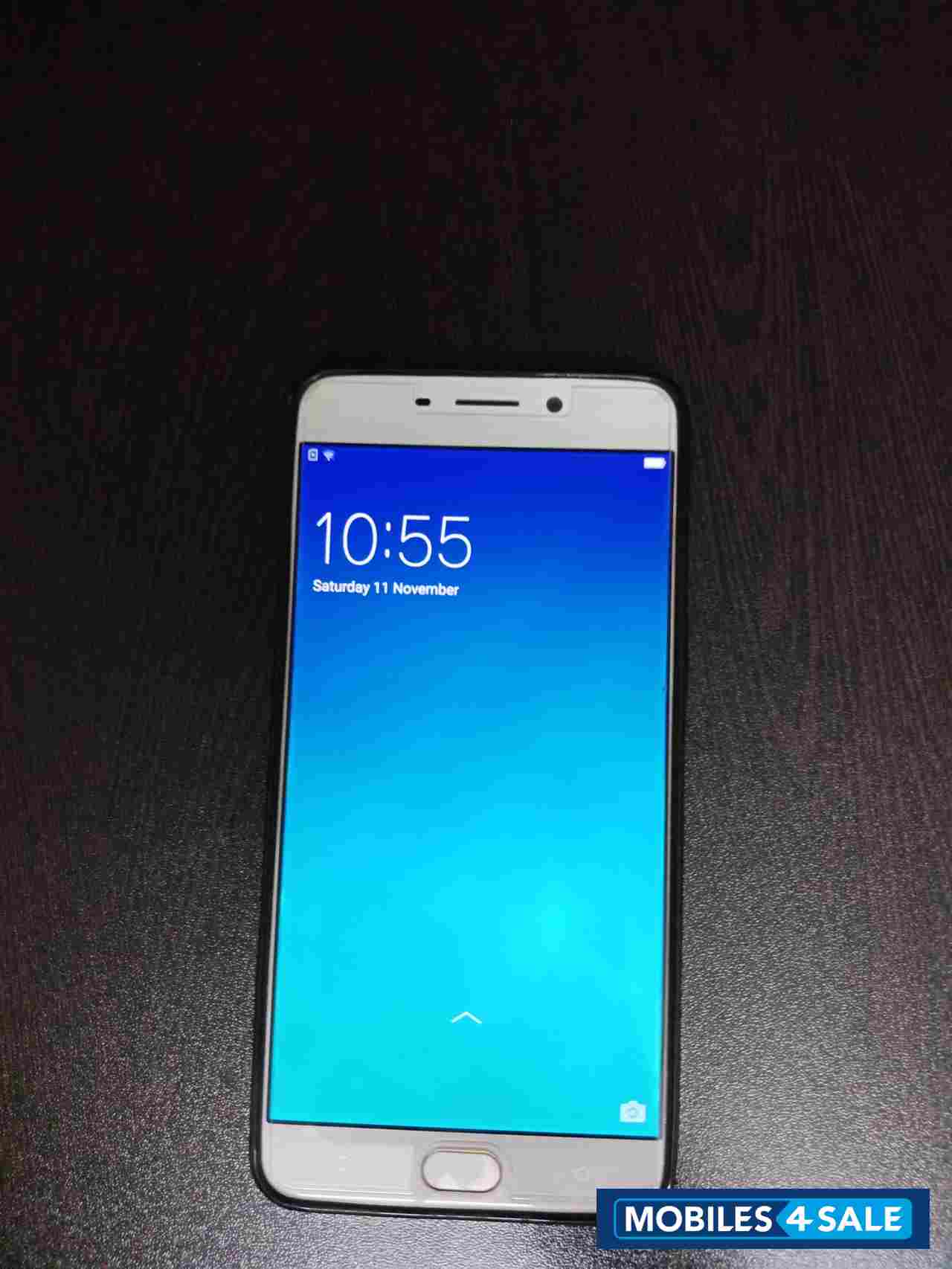 Gold Oppo F1 Plus