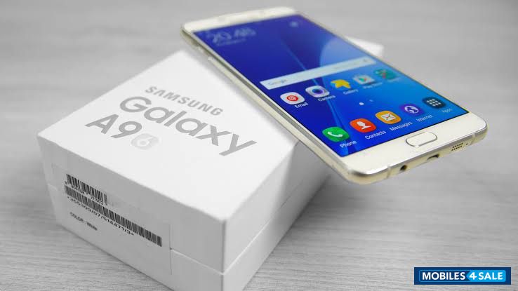 White Gold Samsung Galaxy C9 Pro