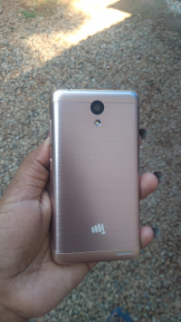 Gold Micromax Q-series Q4001