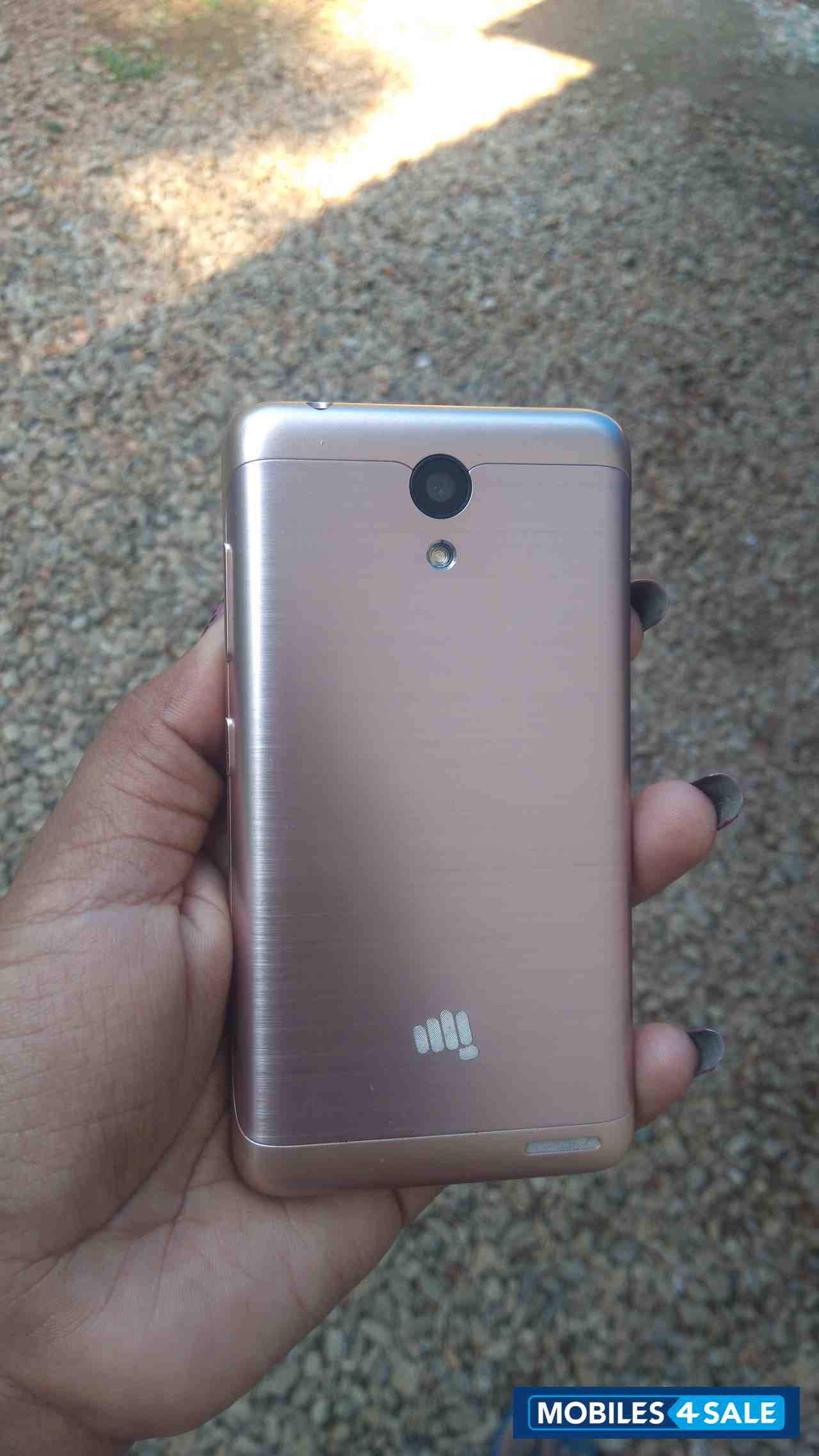 Gold Micromax Q-series Q4001