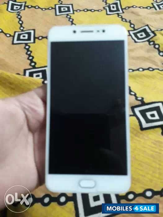 White Vivo V5