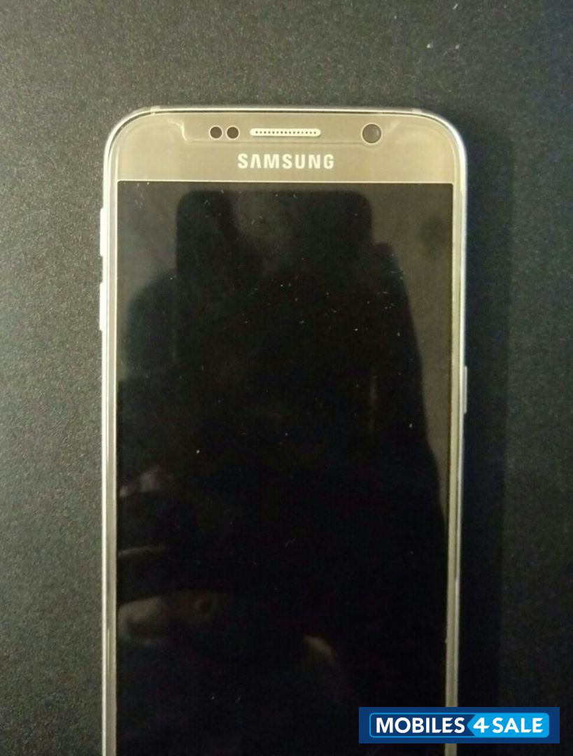 Gold Samsung S-series s6
