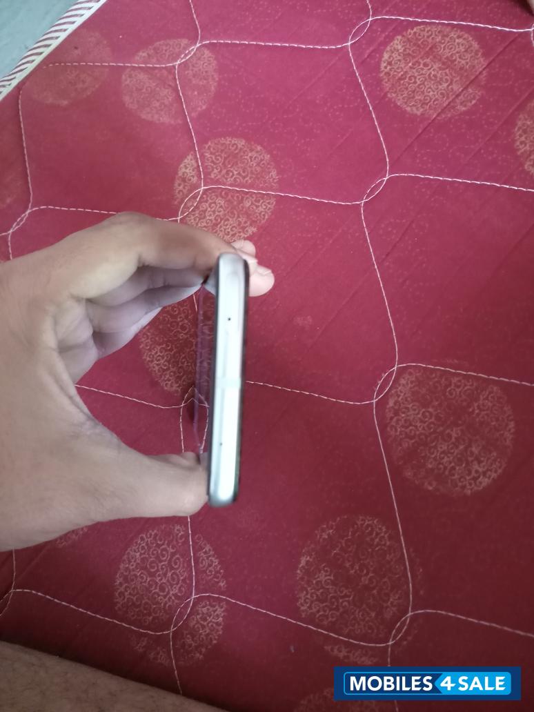 Black Motorola MOTO Z Play