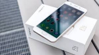 Gold Oppo F1s