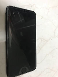 Jet Black Apple iPhone 7 Plus