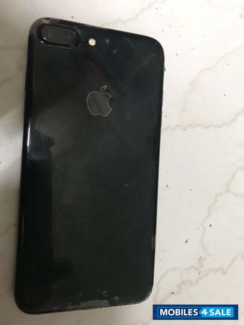 Jet Black Apple iPhone 7 Plus