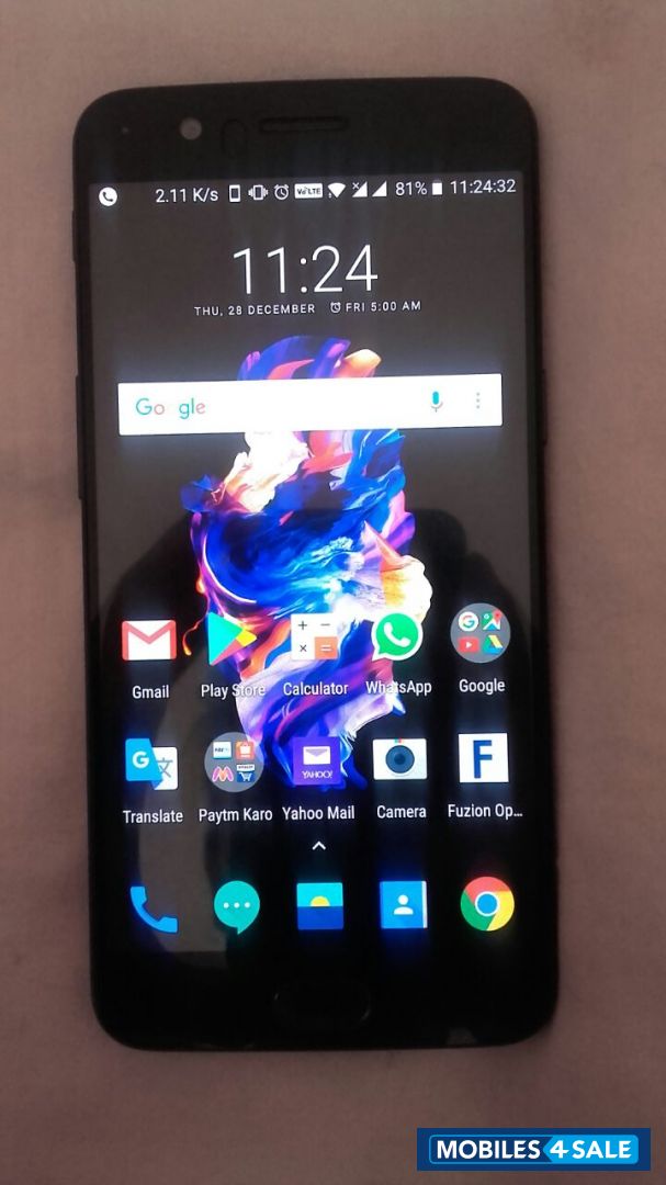 Slate Grey OnePlus 5