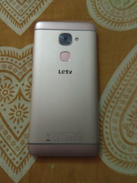 Rose Gold LeEco Le 2