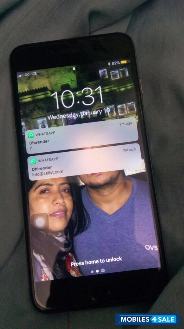 Grey Apple iPhone 6 Plus