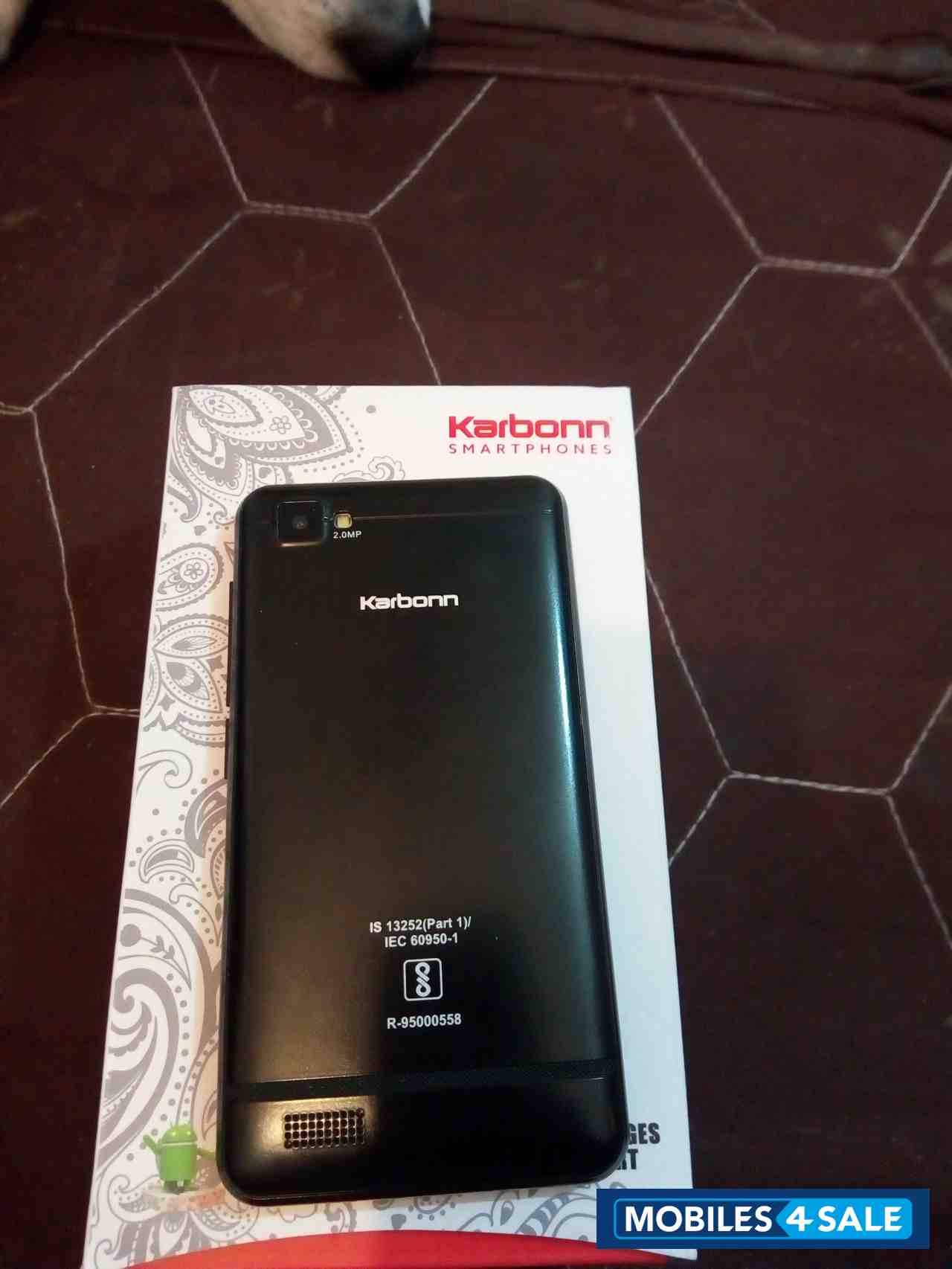 Black Karbonn A40