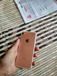Rose Gold Apple iPhone 7