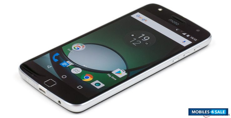 Black Motorola MOTO Z Play