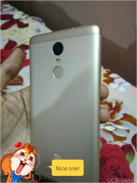 Gold Xiaomi Redmi Note 3