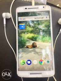 White Motorola MOTO X Play