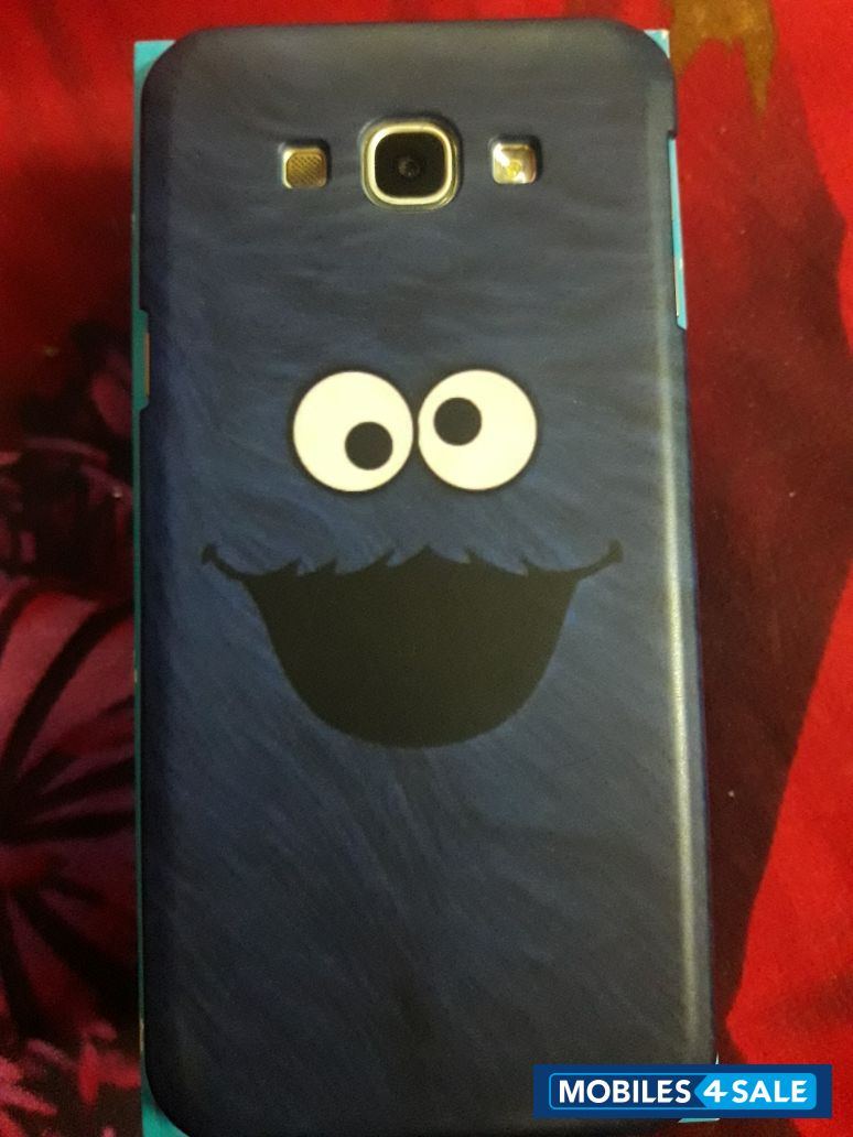 Gold Samsung Galaxy A8