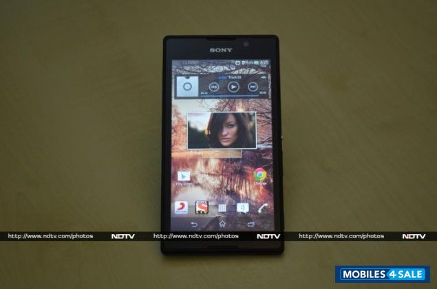 Black Sony Xperia C