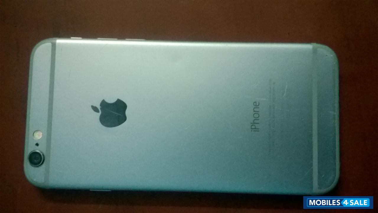 Silver Apple iPhone 6